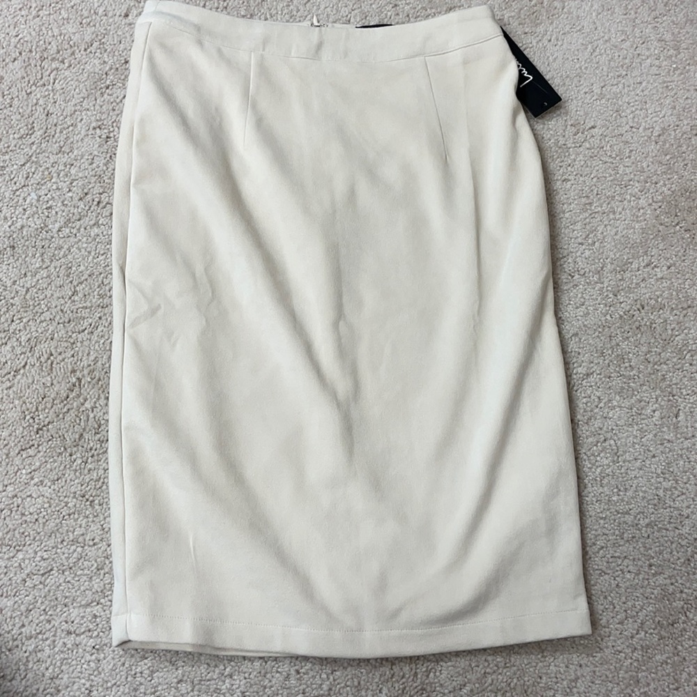 Pencil skirt